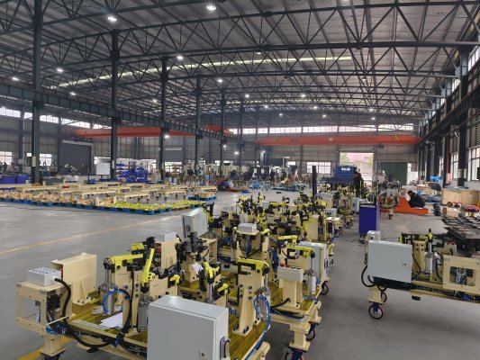 MPV移門焊接工裝組裝調試